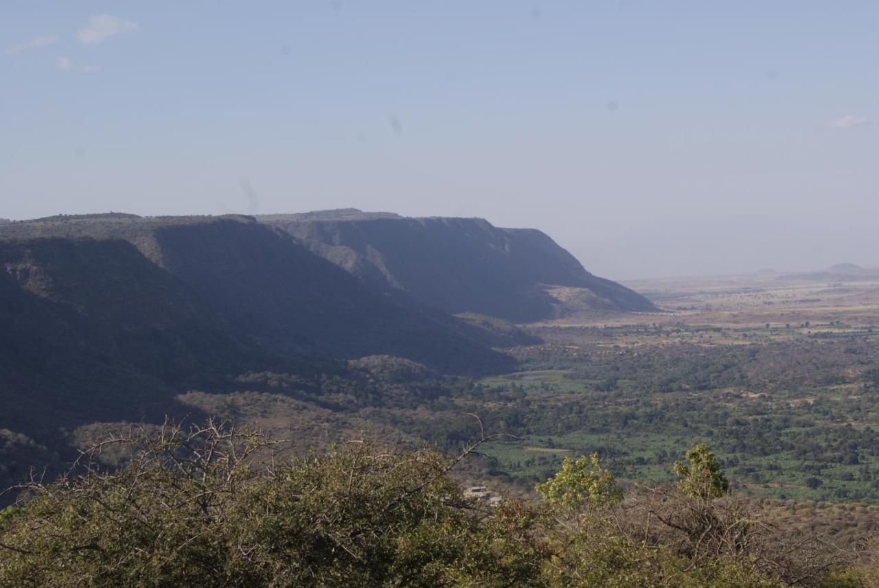 African Sunrise Lodge And Campsite Mto wa Mbu Zewnętrze zdjęcie