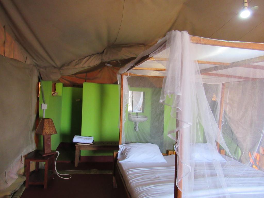 African Sunrise Lodge And Campsite Mto wa Mbu Zewnętrze zdjęcie