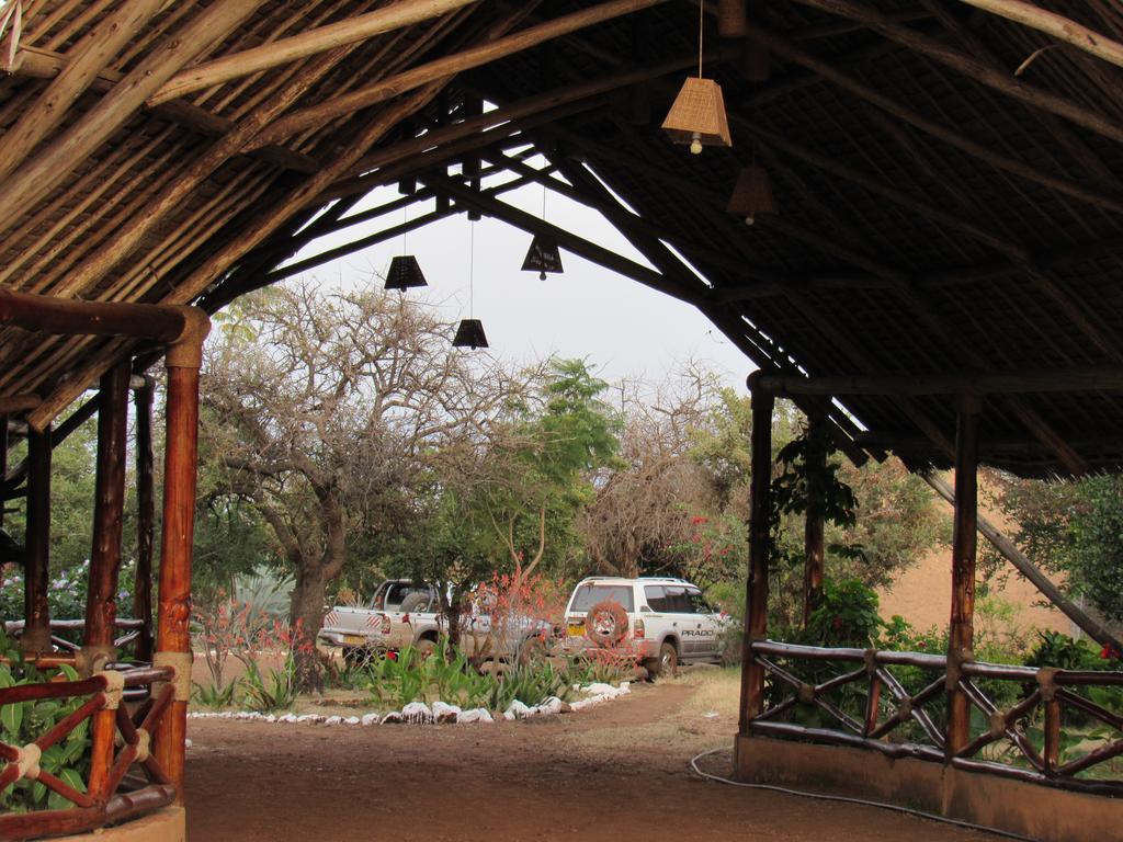 African Sunrise Lodge And Campsite Mto wa Mbu Zewnętrze zdjęcie